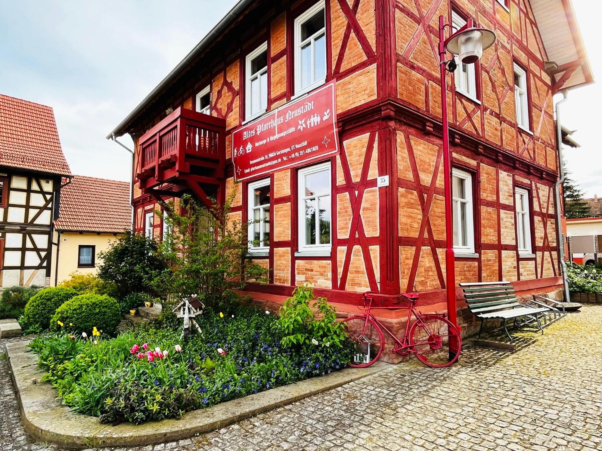 Altes Pfarrhaus Neustaedt Hotel Neustadt  Exterior photo